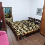 Bedspace In Hostel Apartment